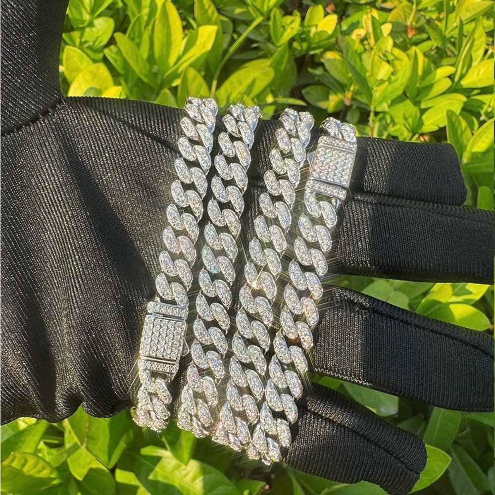 Men's 925 Silver Cuban Link Bracelet with VVS1 Moissanite Diamonds (Passes test)